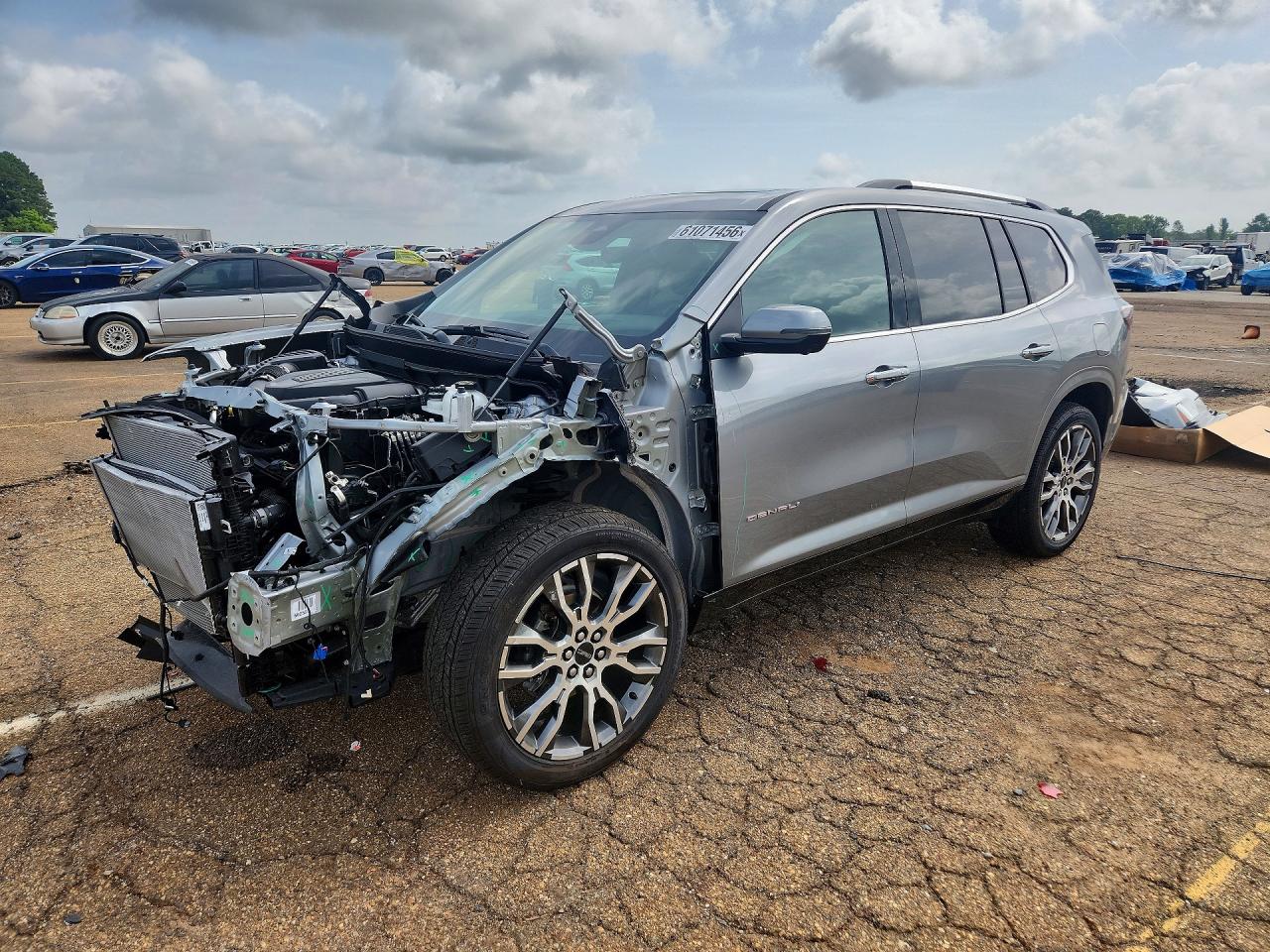 2026 GMC ACADIA DEN