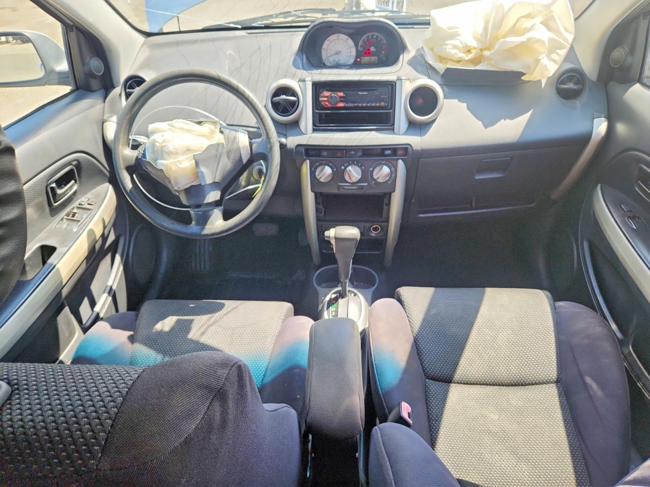 2004 SCION XA