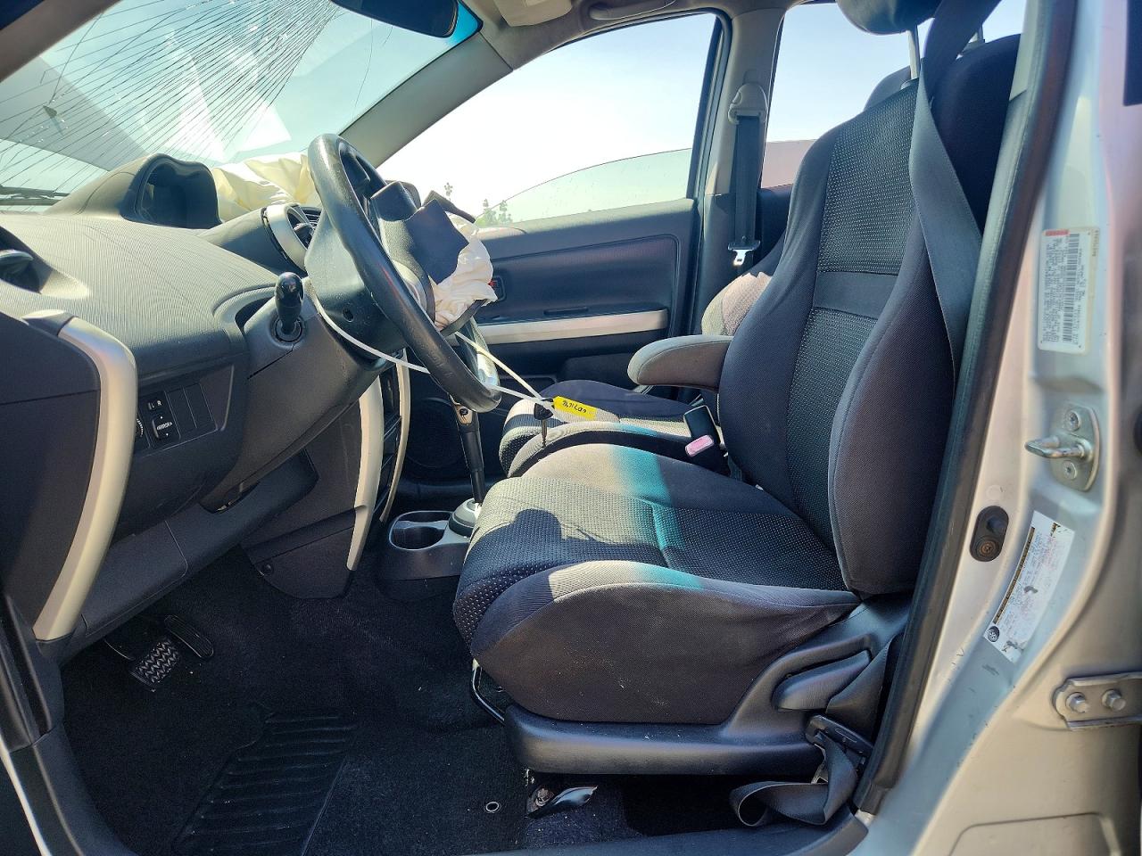 2004 SCION XA