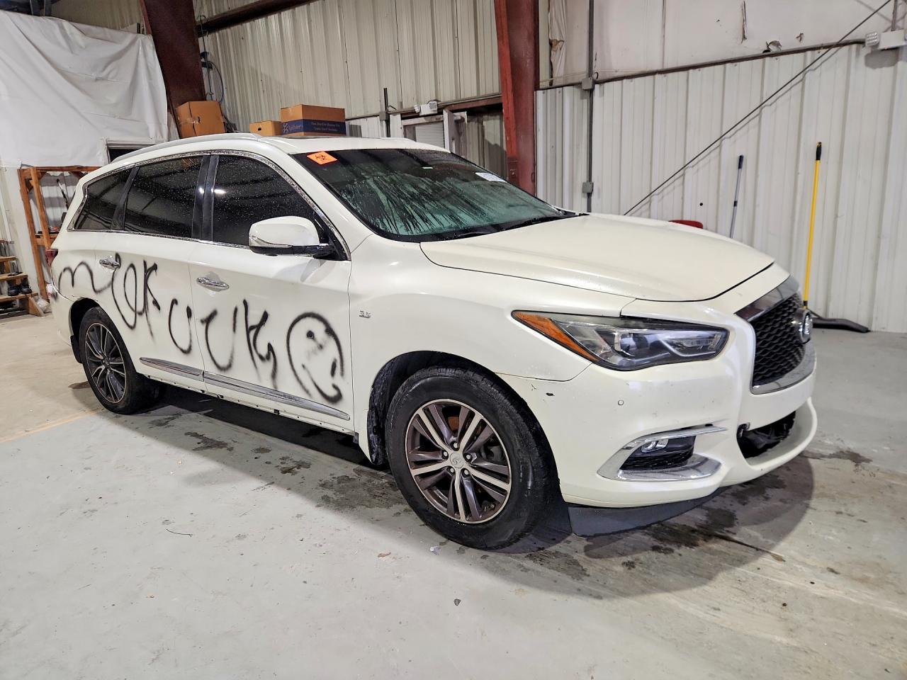 2017 INFINITI QX60
