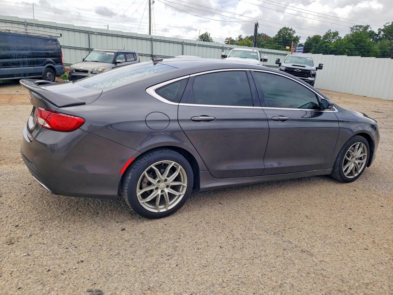 2015 CHRYSLER 200