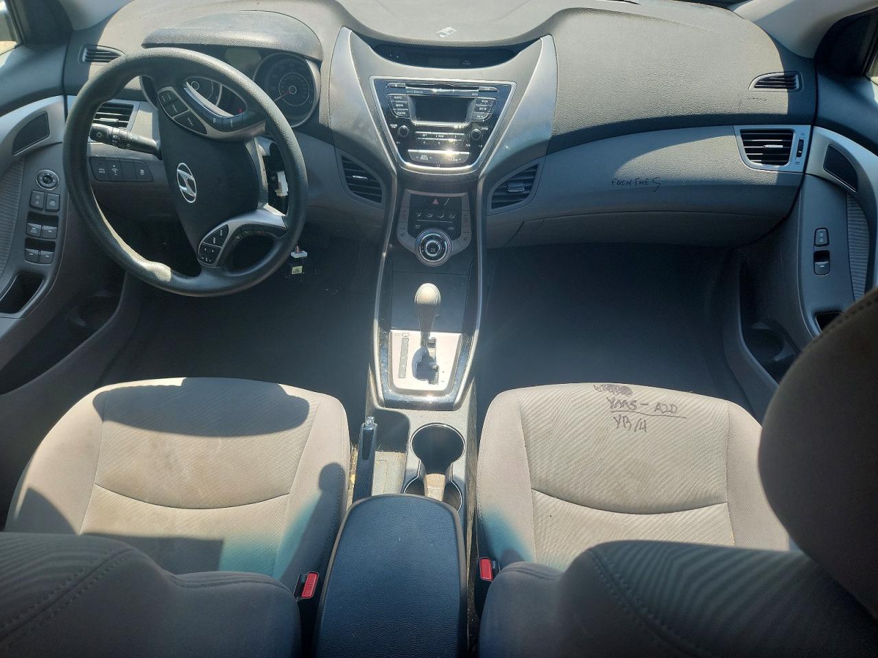 2013 HYUNDAI ELANTRA