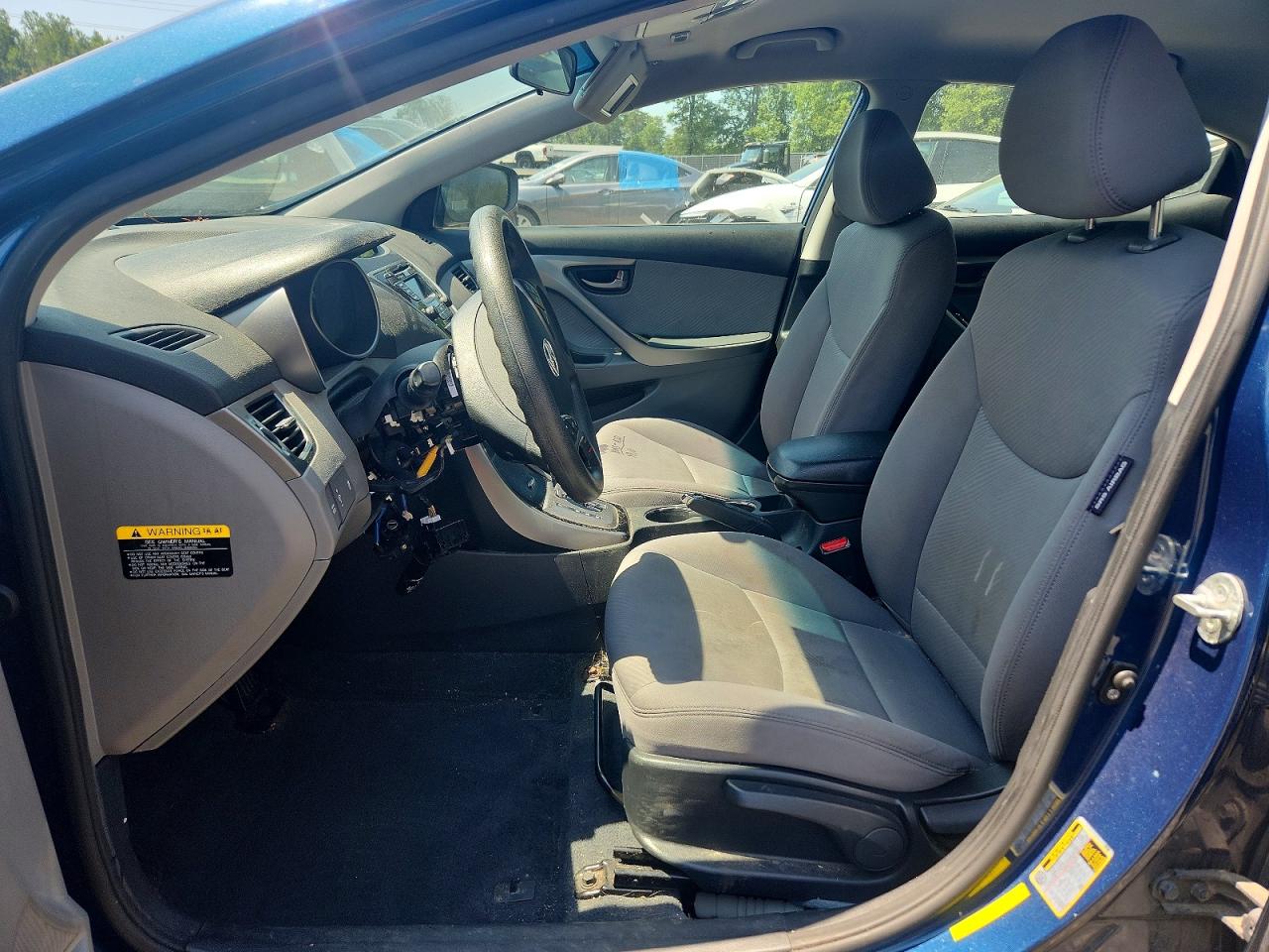 2013 HYUNDAI ELANTRA