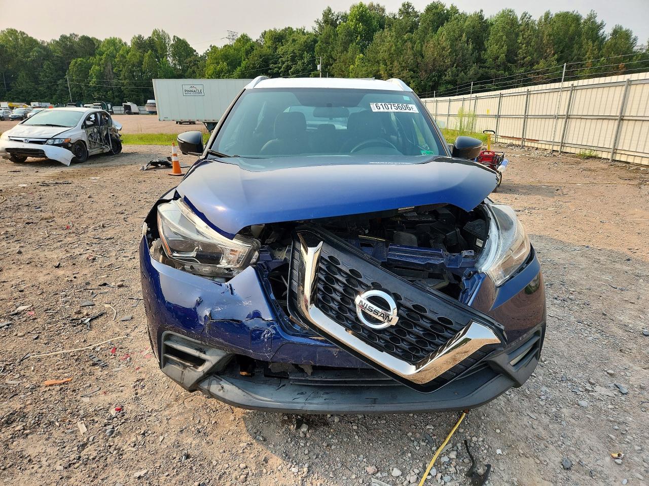 2019 NISSAN KICKS