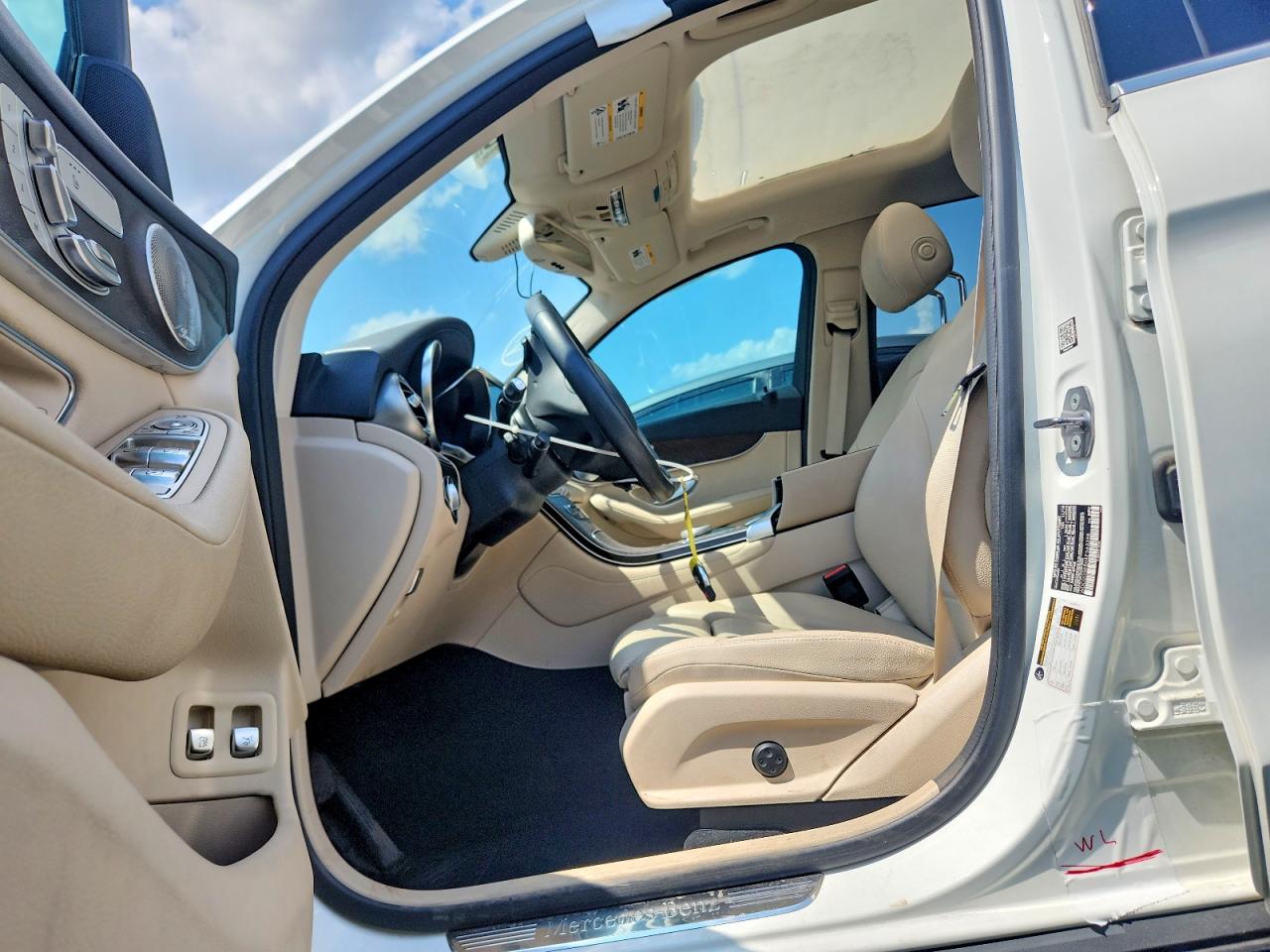 2019 MERCEDES-BENZ GLC-CLASS