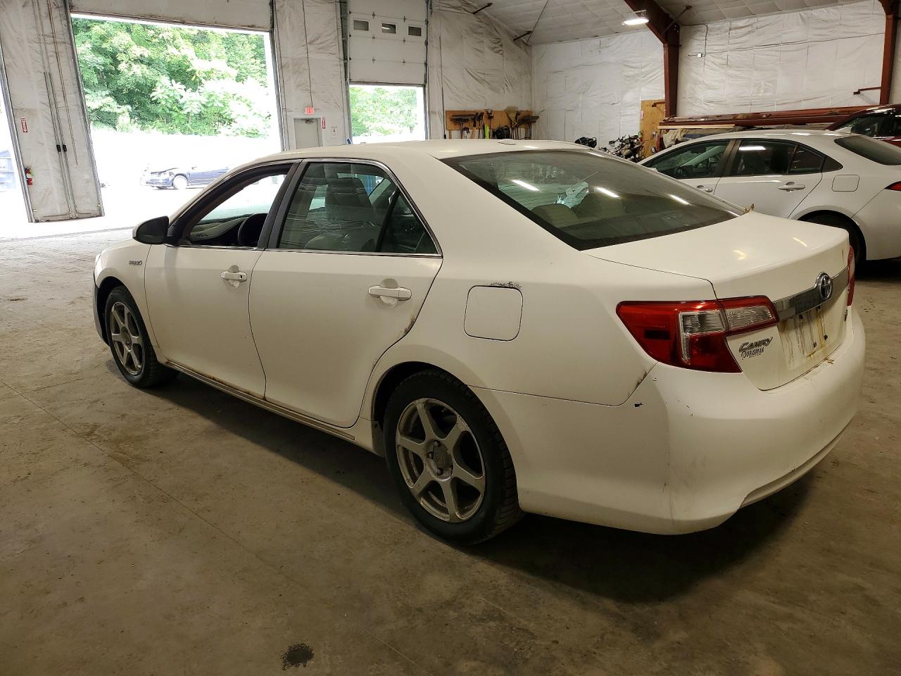 2012 TOYOTA CAMRY SOLA