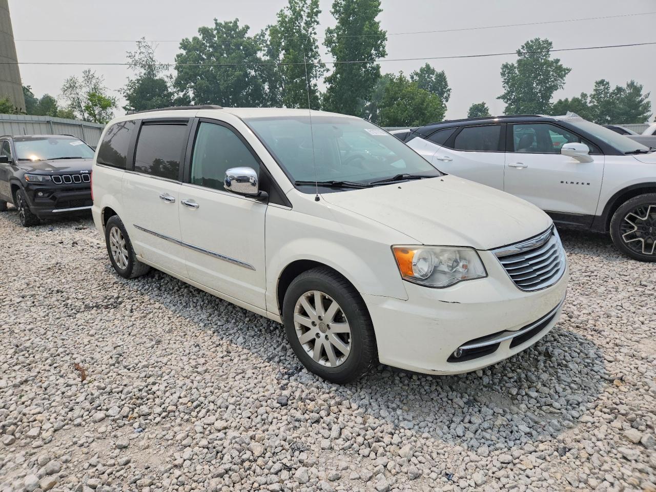 2012 CHRYSLER MINIVAN