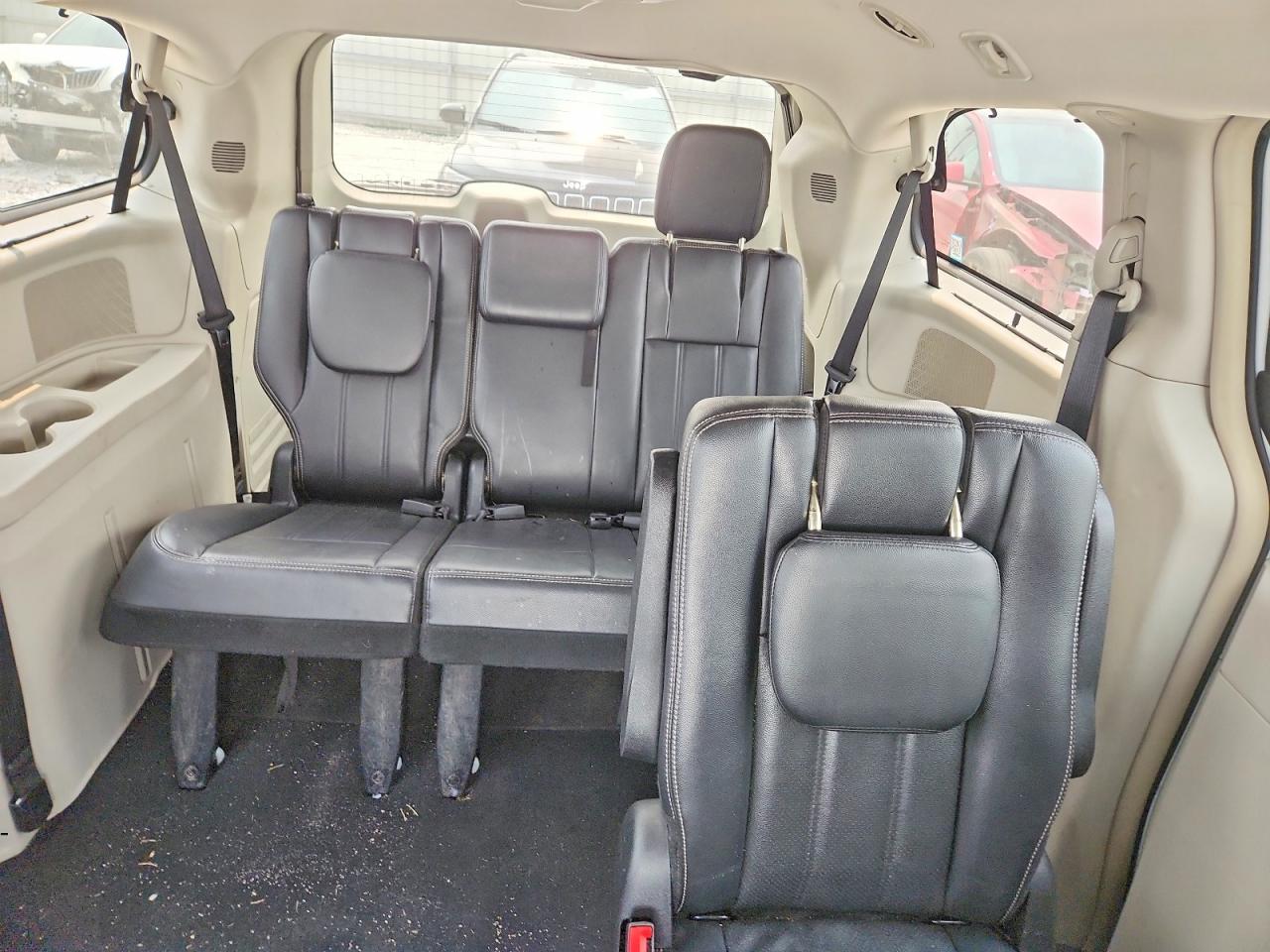 2012 CHRYSLER MINIVAN