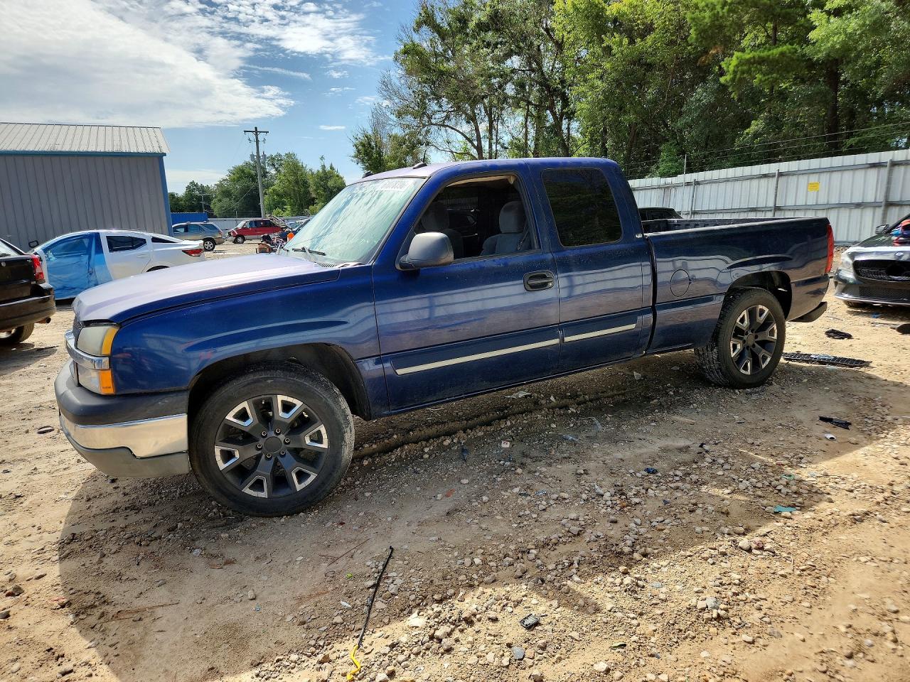 2004 CHEVROLET SILVERADO