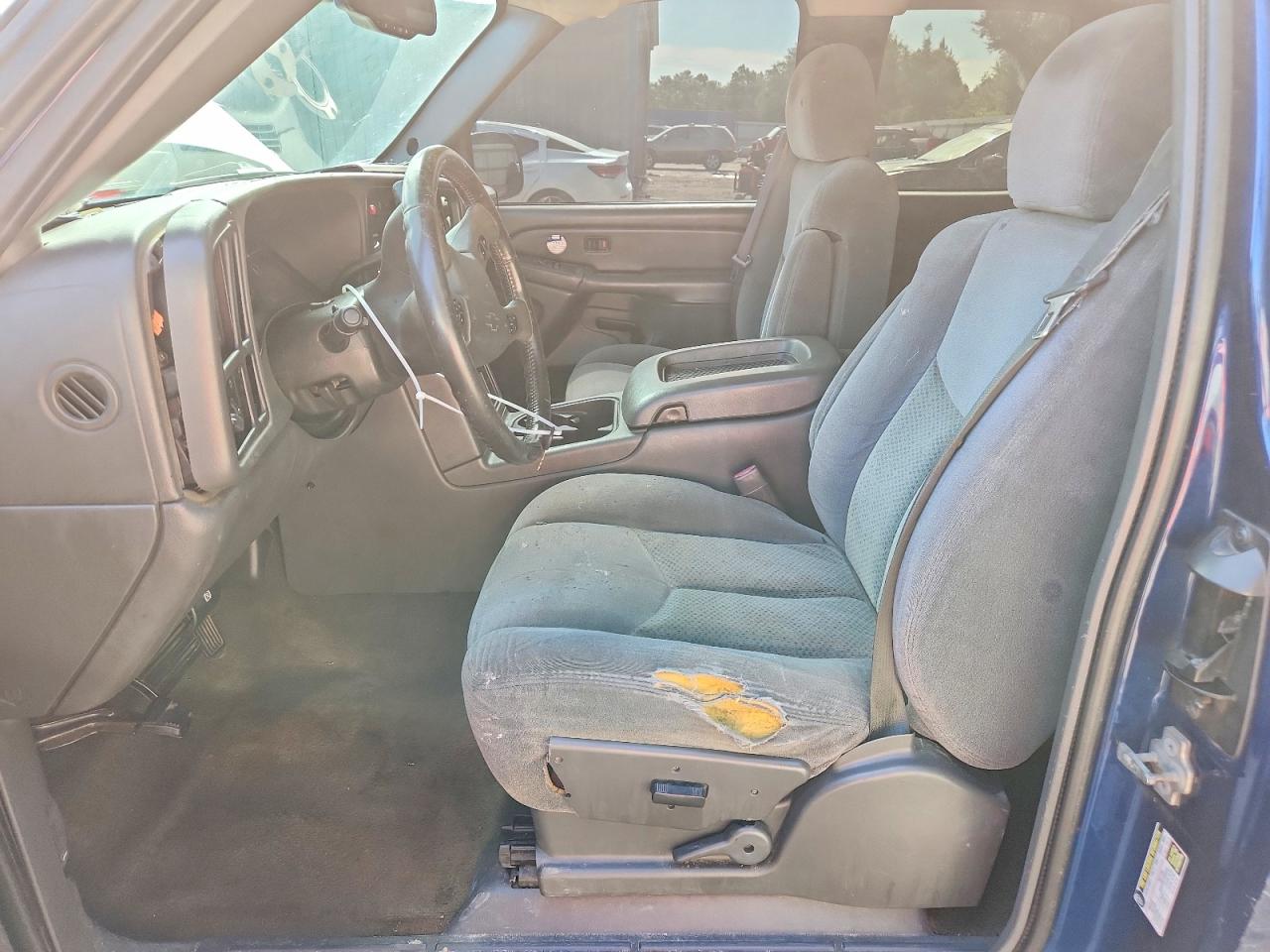 2004 CHEVROLET SILVERADO