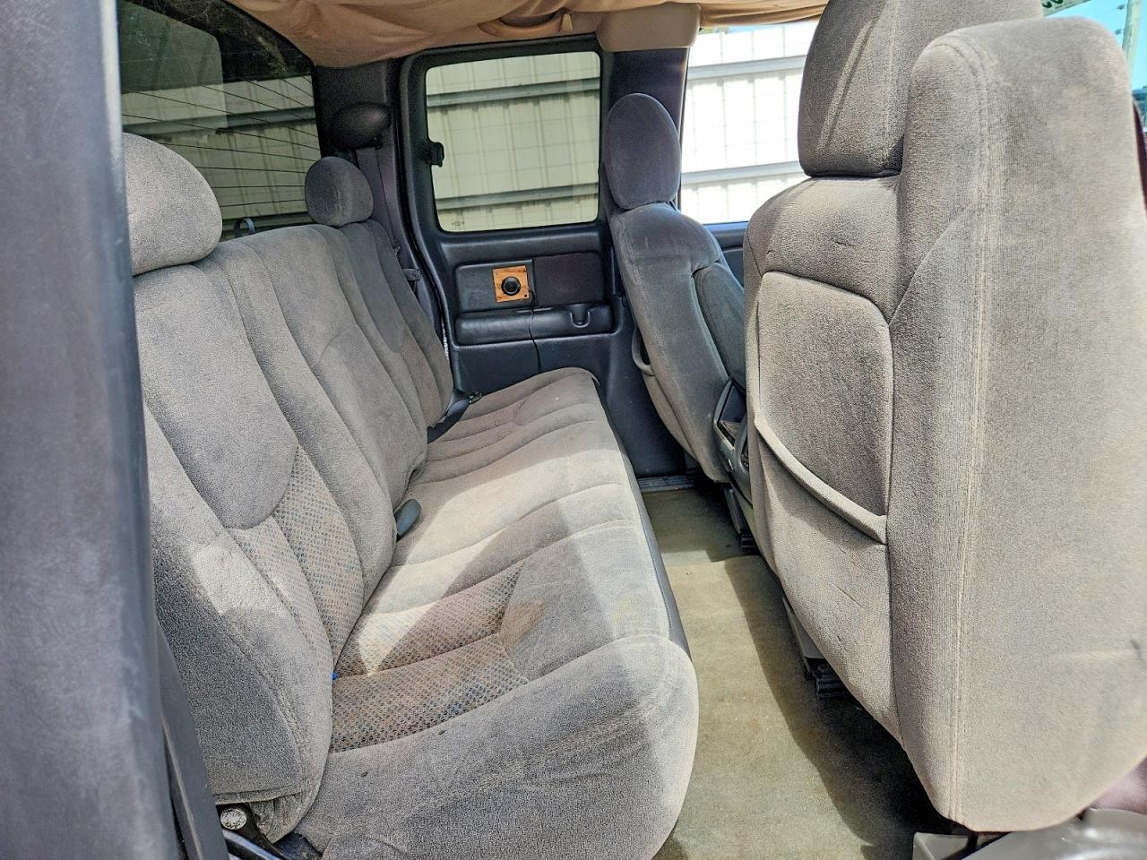 2004 CHEVROLET SILVERADO