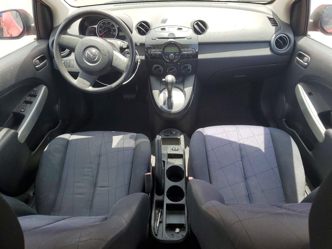 2014 MAZDA 2