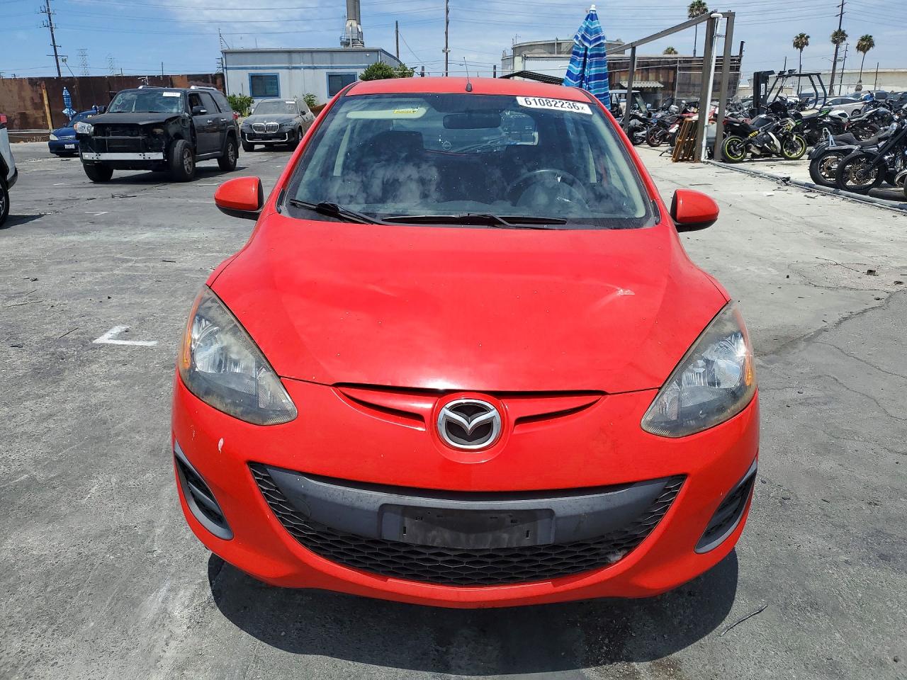2014 MAZDA 2