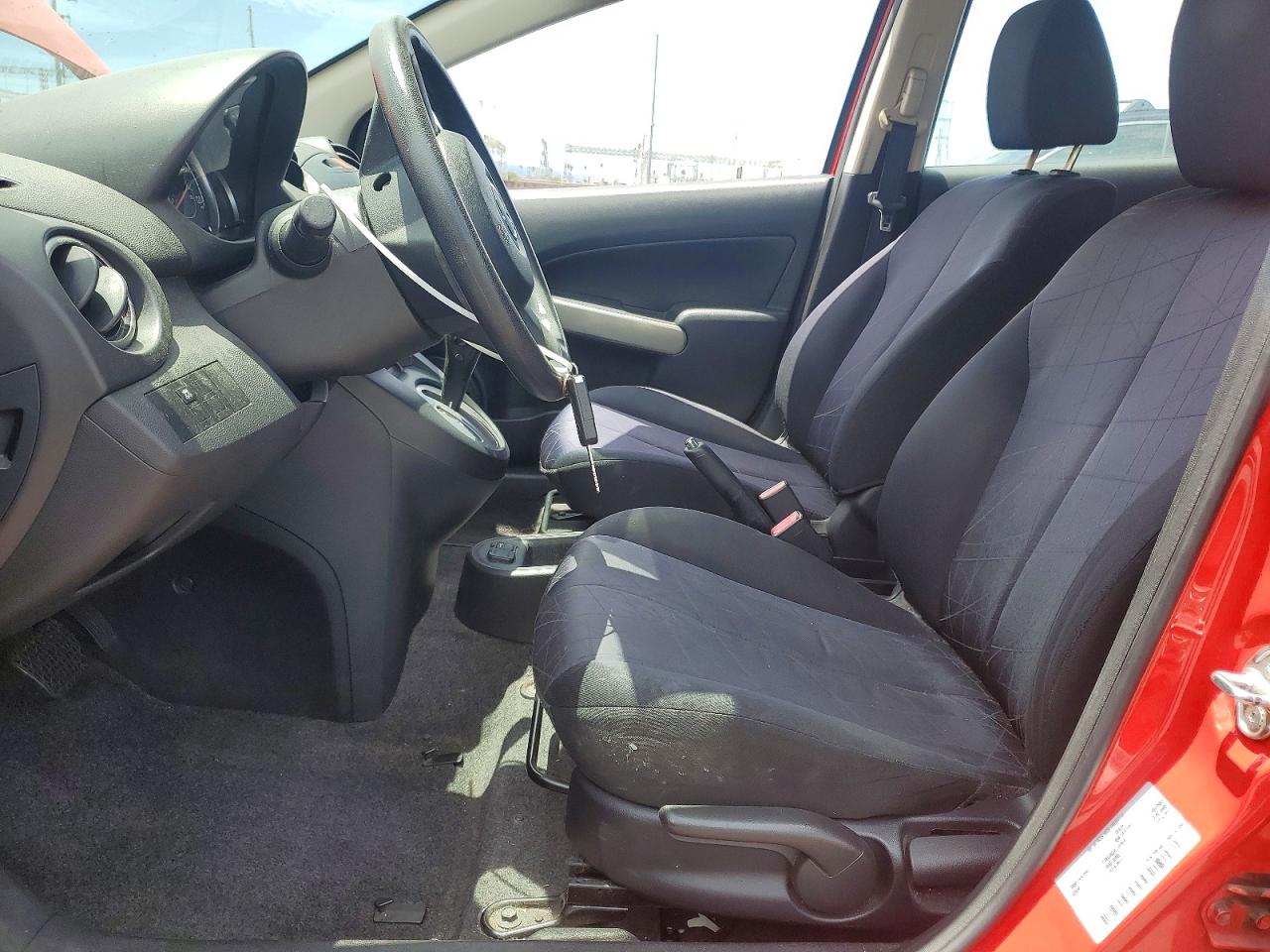 2014 MAZDA 2