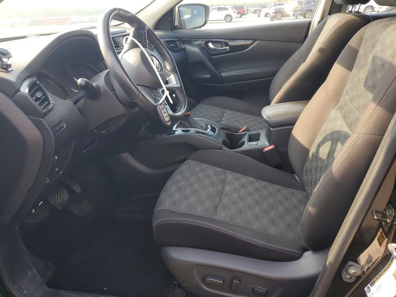 2019 NISSAN ROGUE