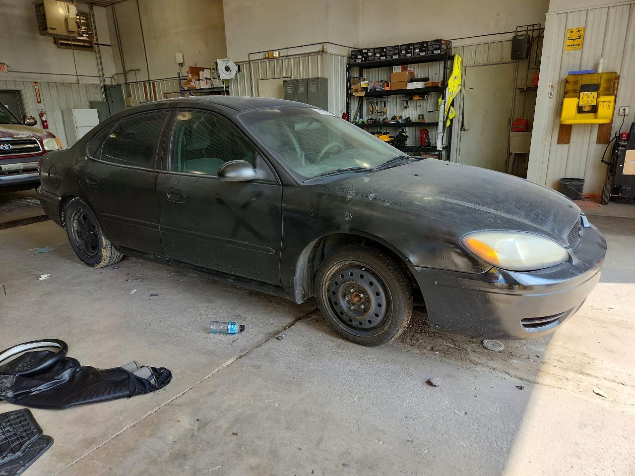 2006 FORD TAURUS