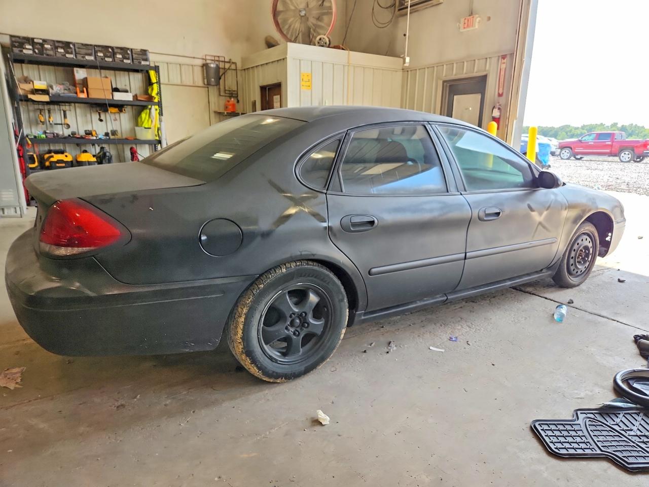 2006 FORD TAURUS