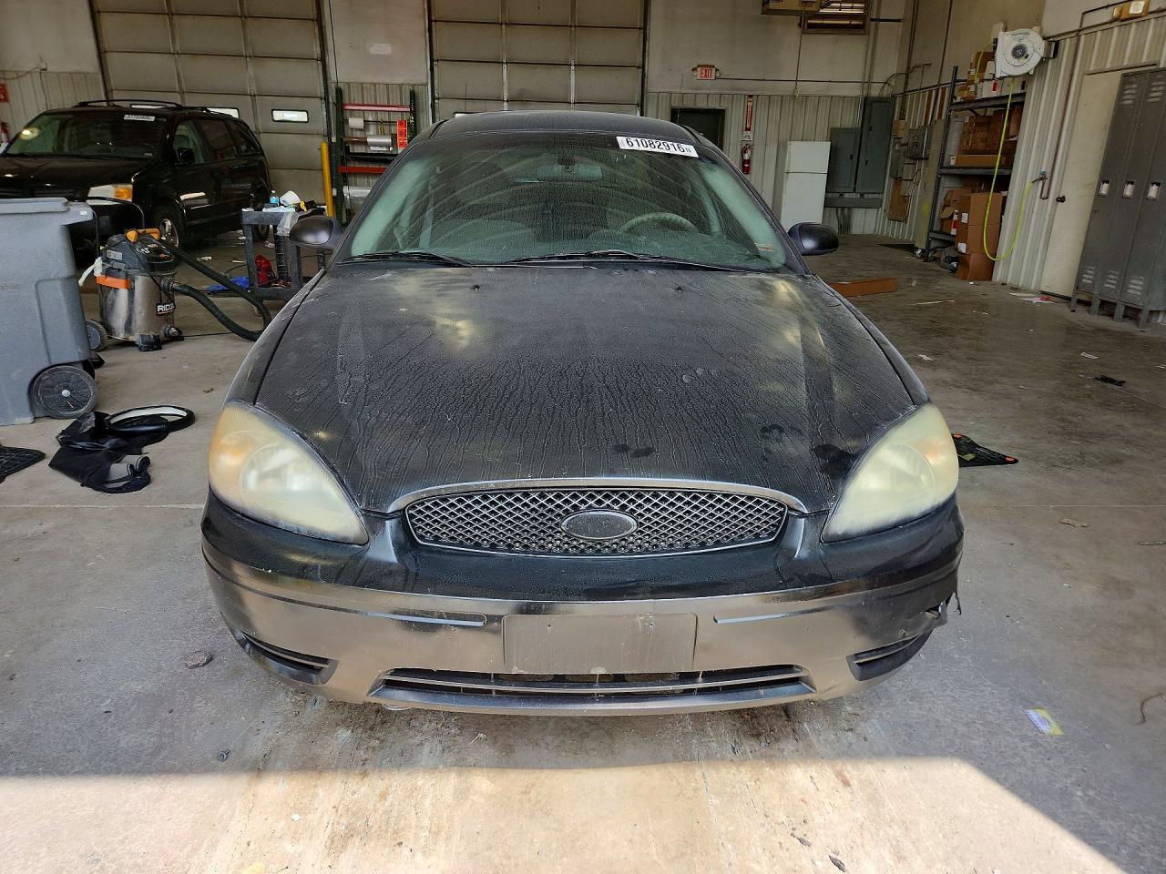 2006 FORD TAURUS