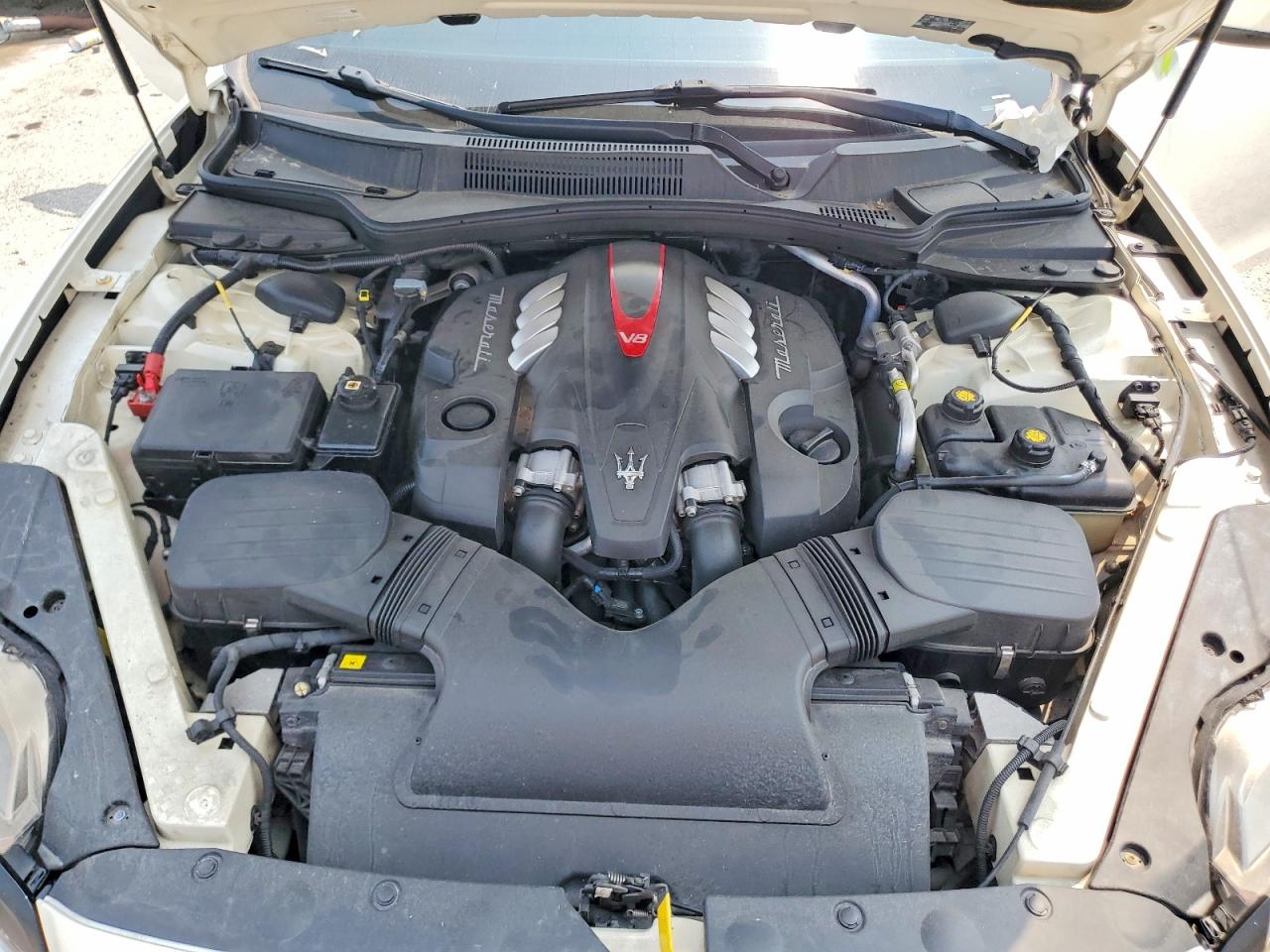 2015 MASERATI QUATTROPOR