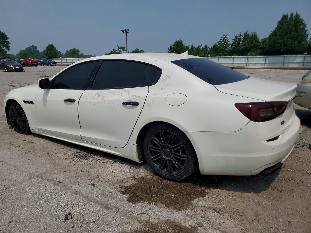 2015 MASERATI QUATTROPOR