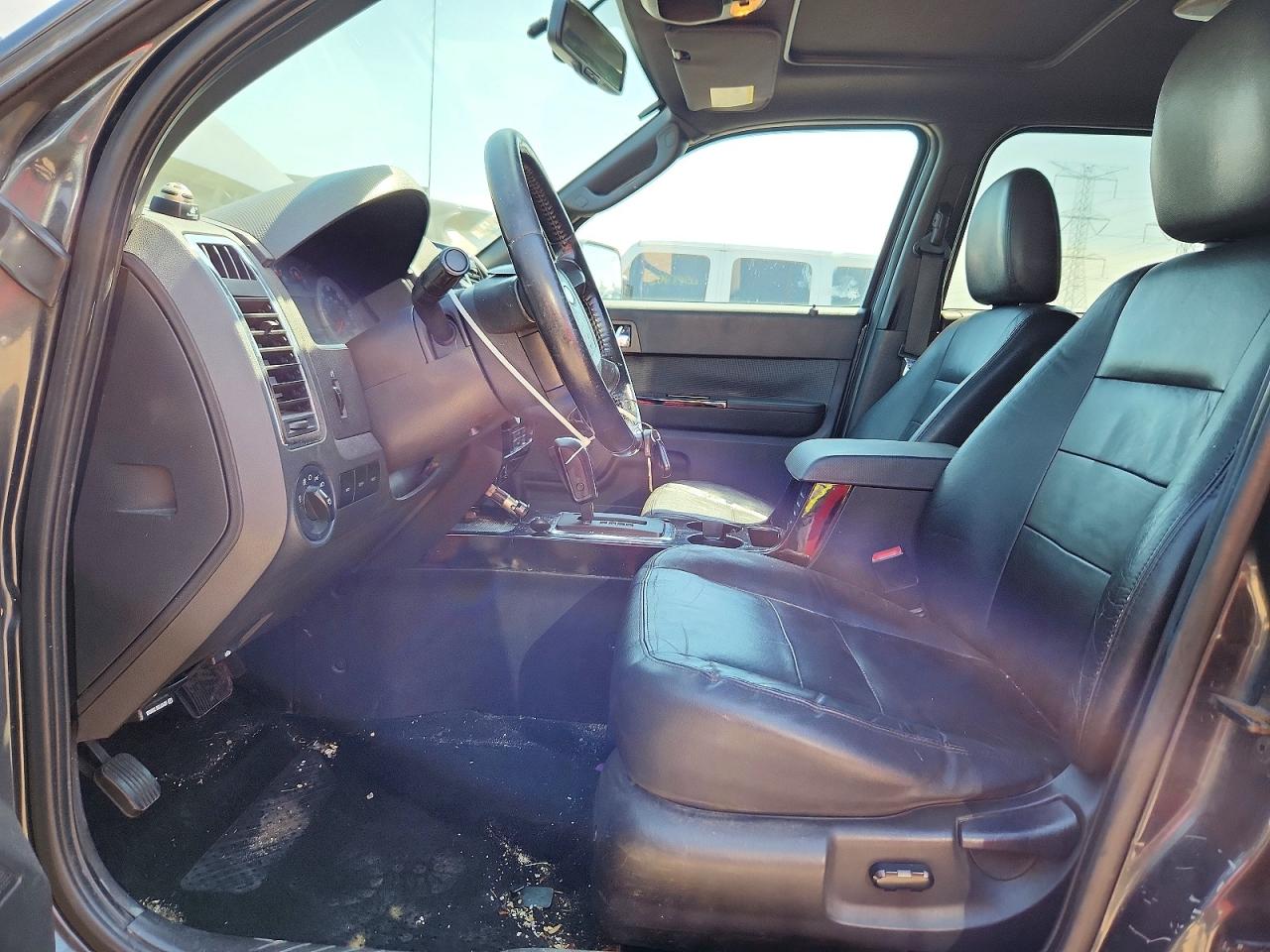 2009 FORD ESCAPE