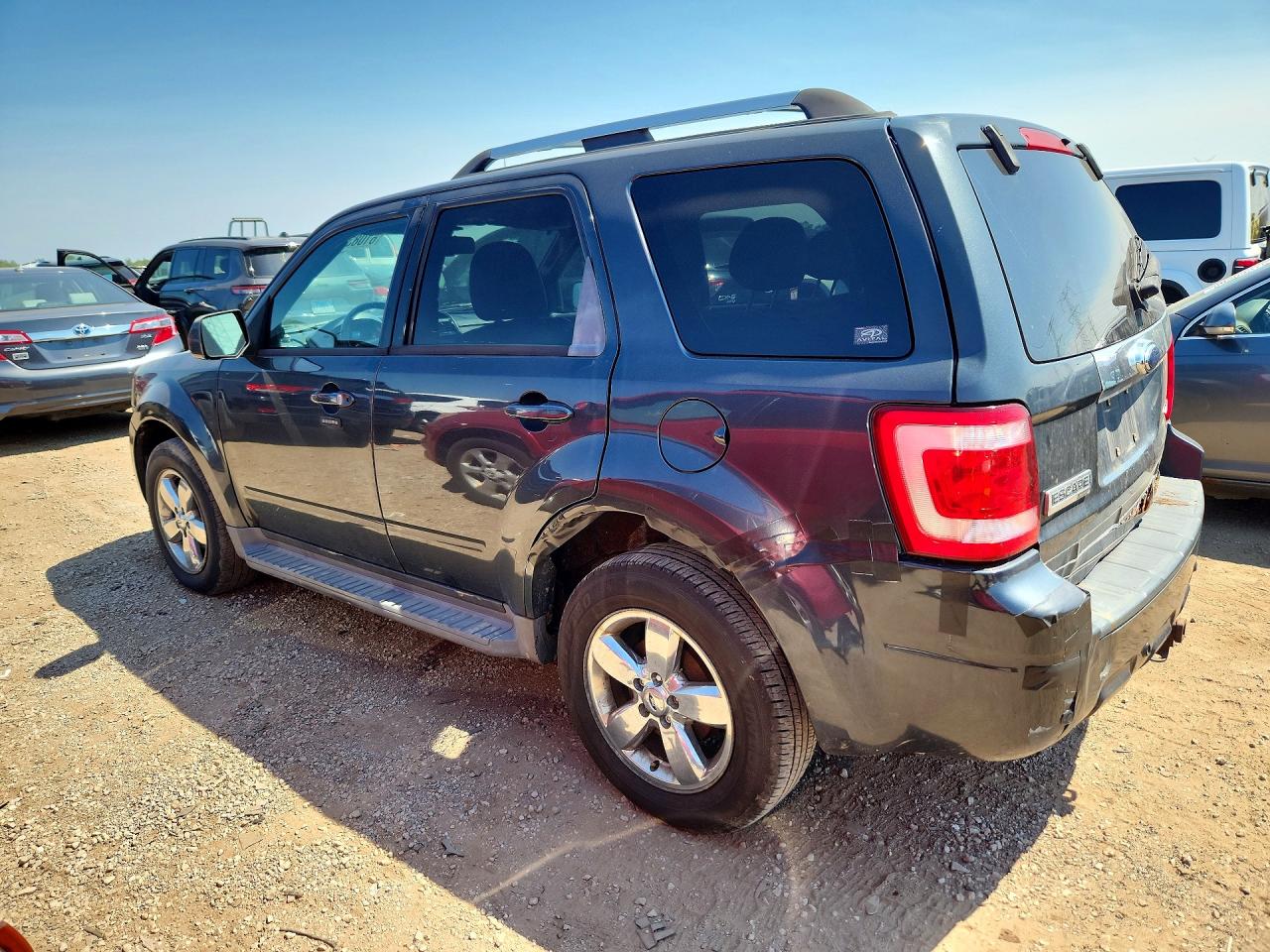 2009 FORD ESCAPE