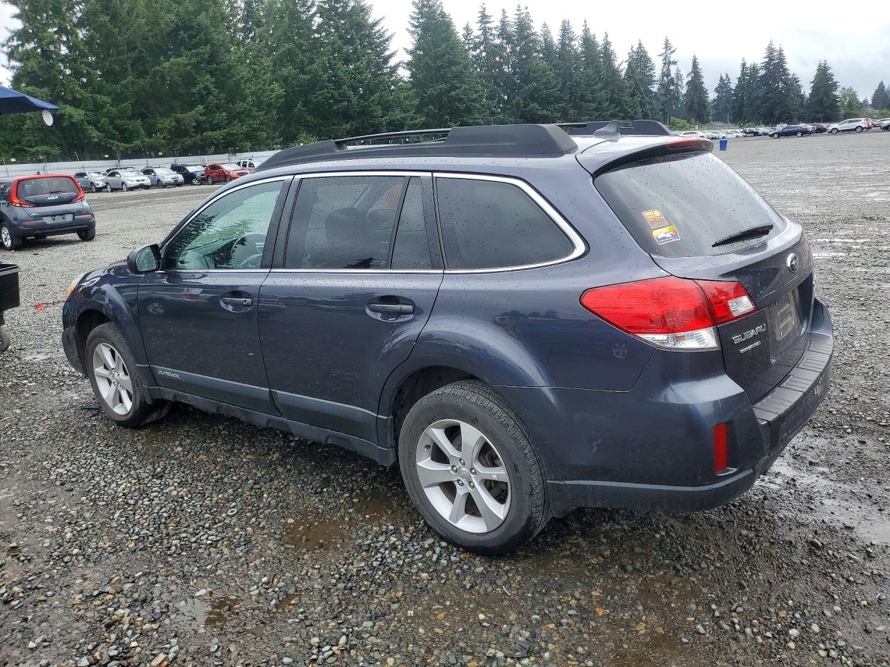 2013 SUBARU OUTBACK
