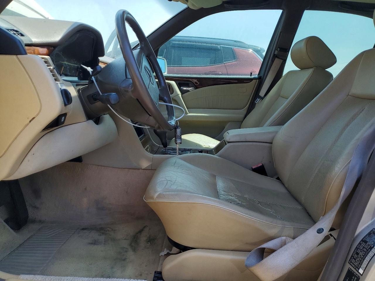1997 MERZ E-CLASS
