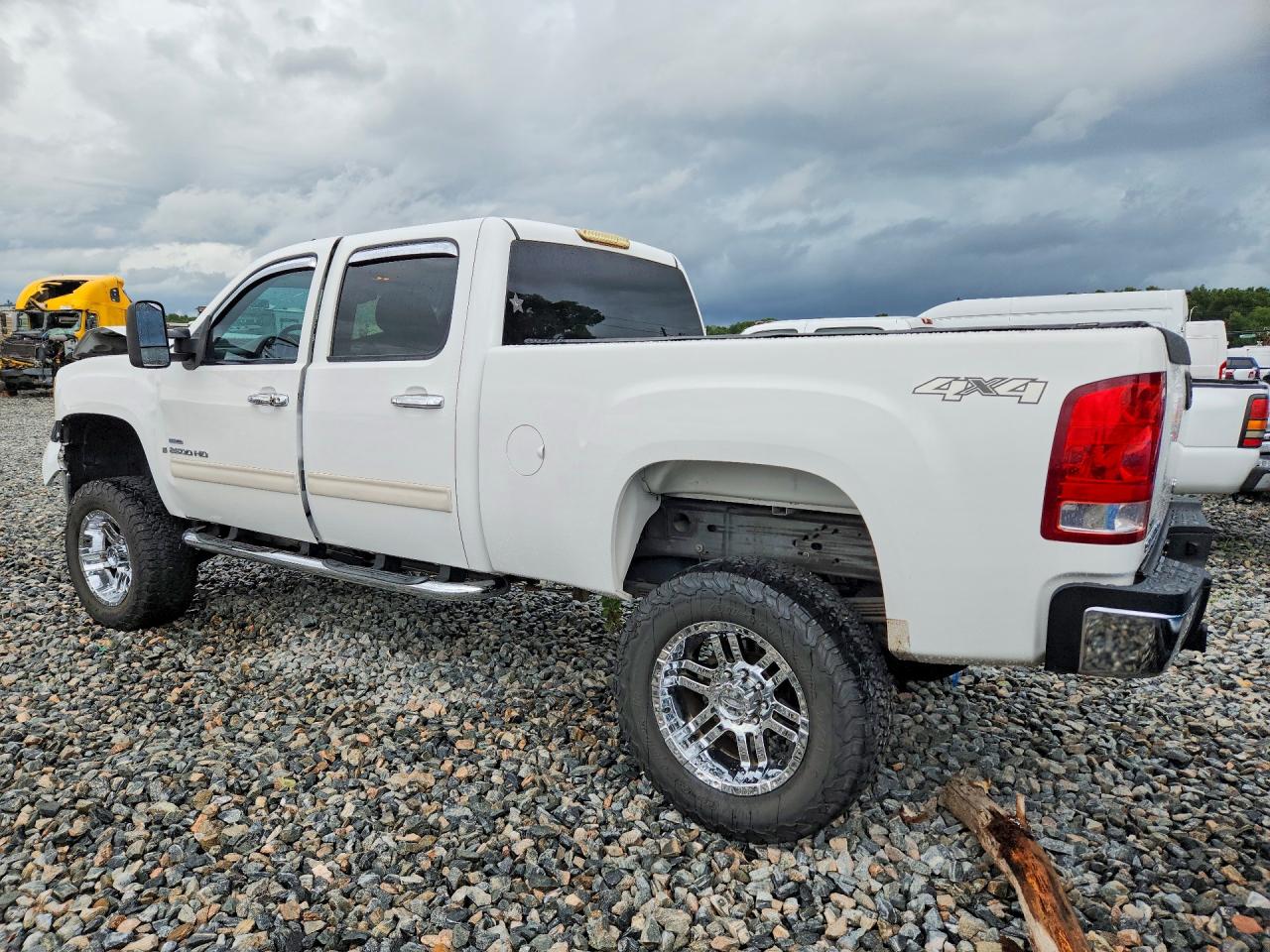 2007 GMC SIERRA