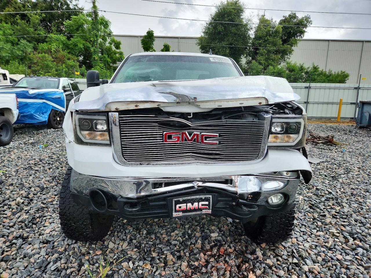 2007 GMC SIERRA