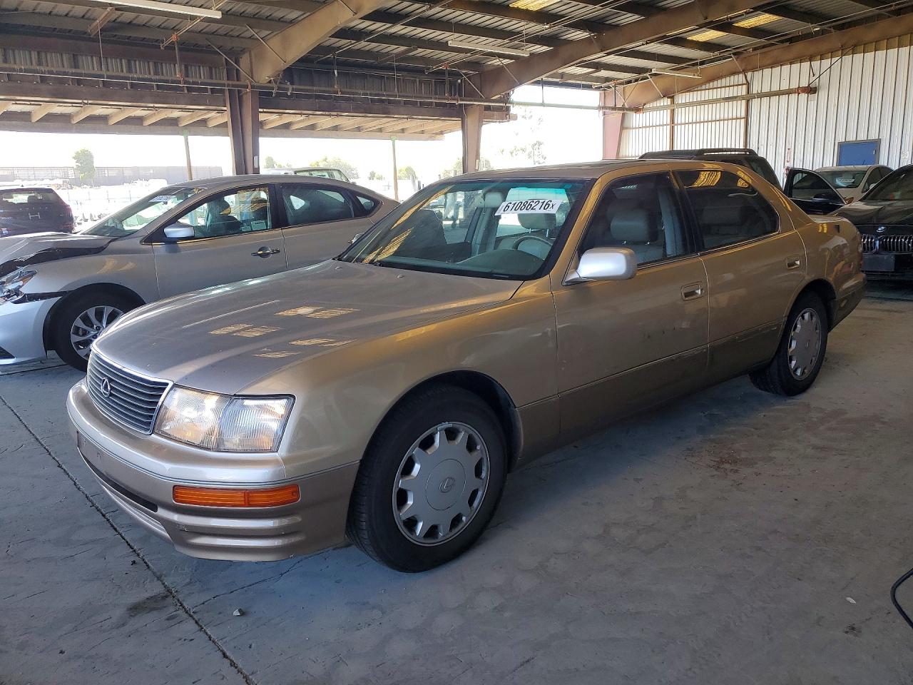 1996 LEXUS LS400