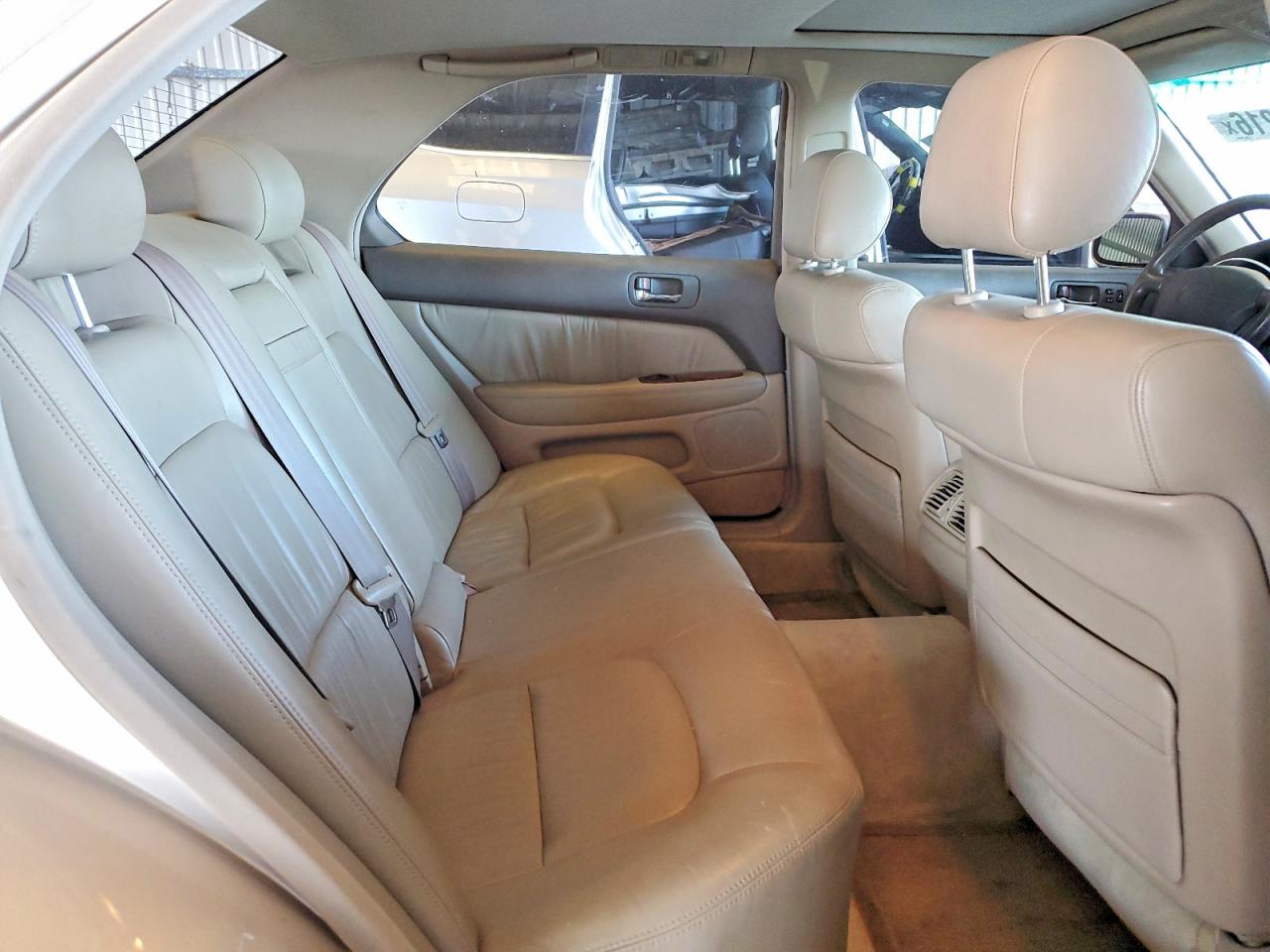 1996 LEXUS LS400