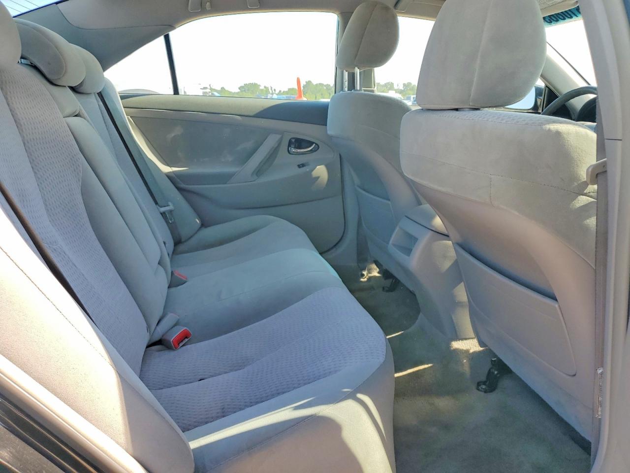 2010 TOYOTA CAMRY