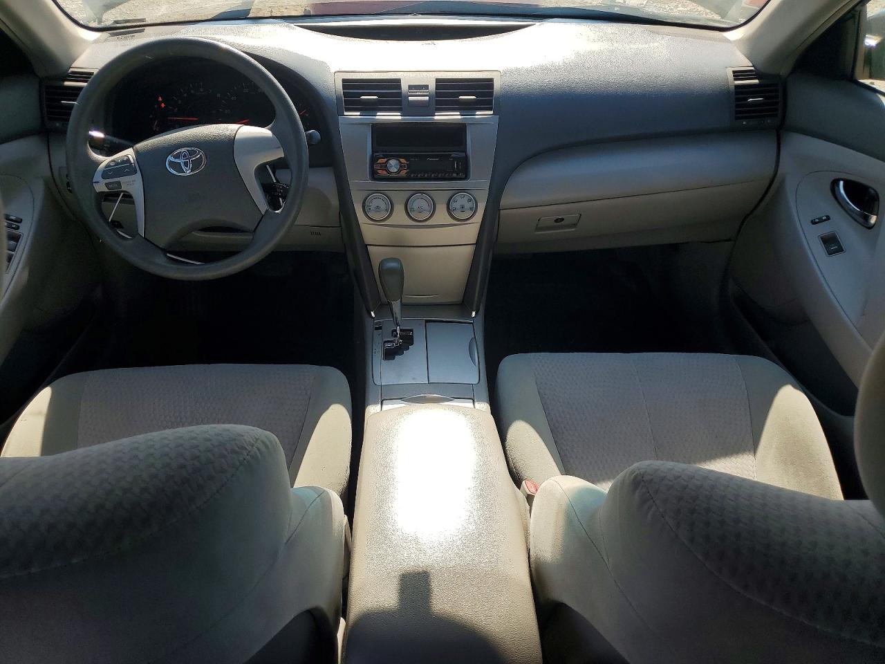 2010 TOYOTA CAMRY