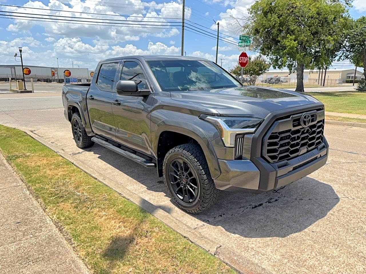 2026 TOYOTA TUNDRA