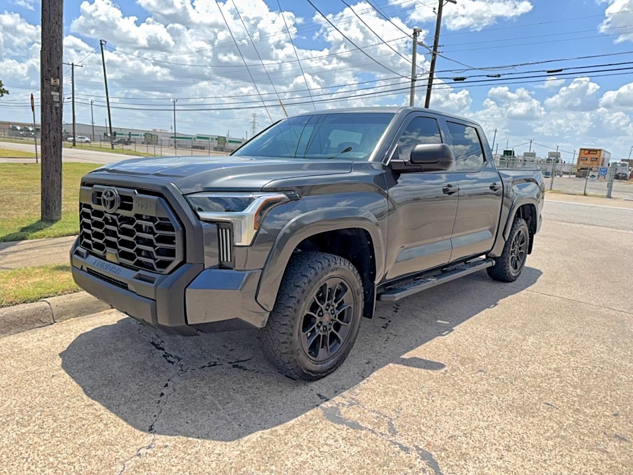 2026 TOYOTA TUNDRA