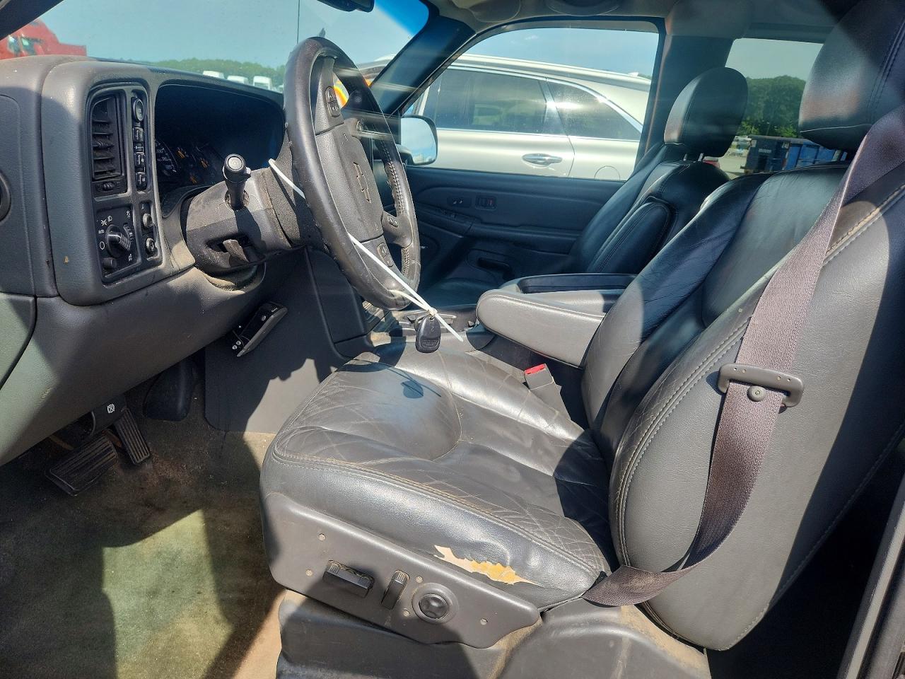 2004 CHEVROLET SILVERADO