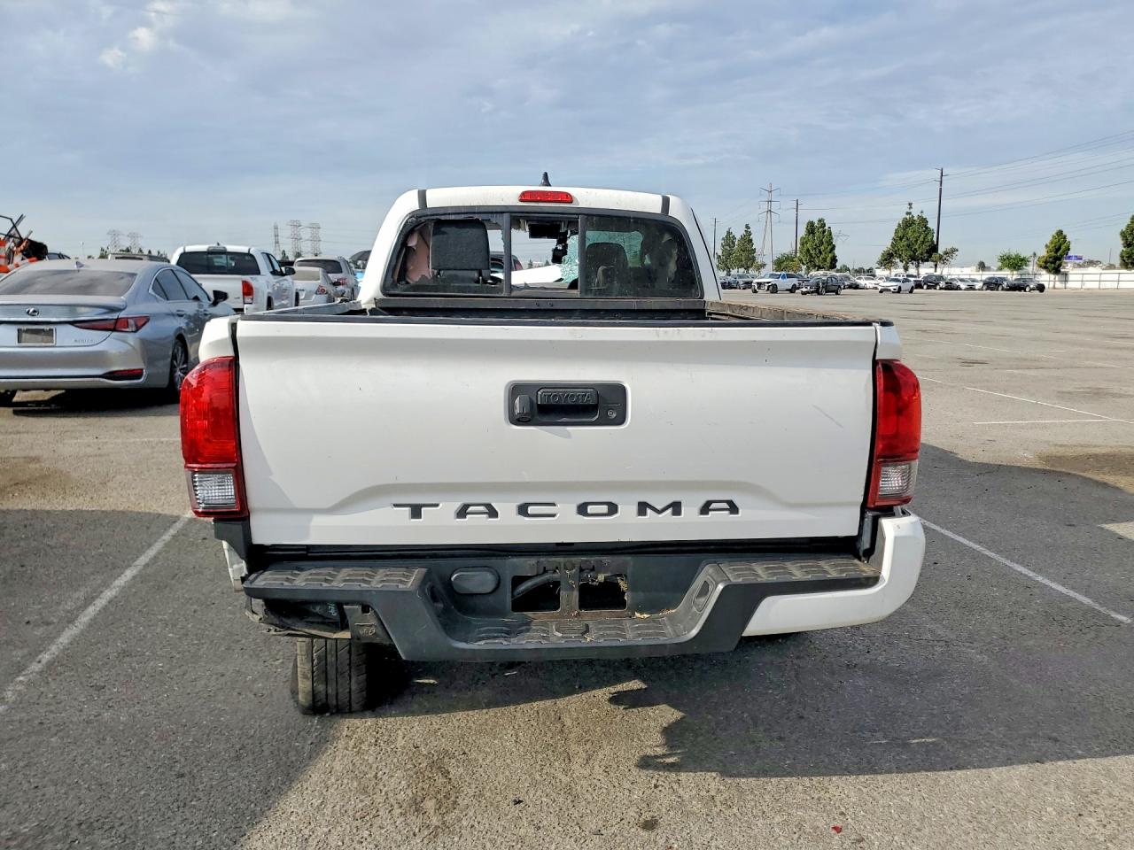 2022 TOYOTA TACOMA