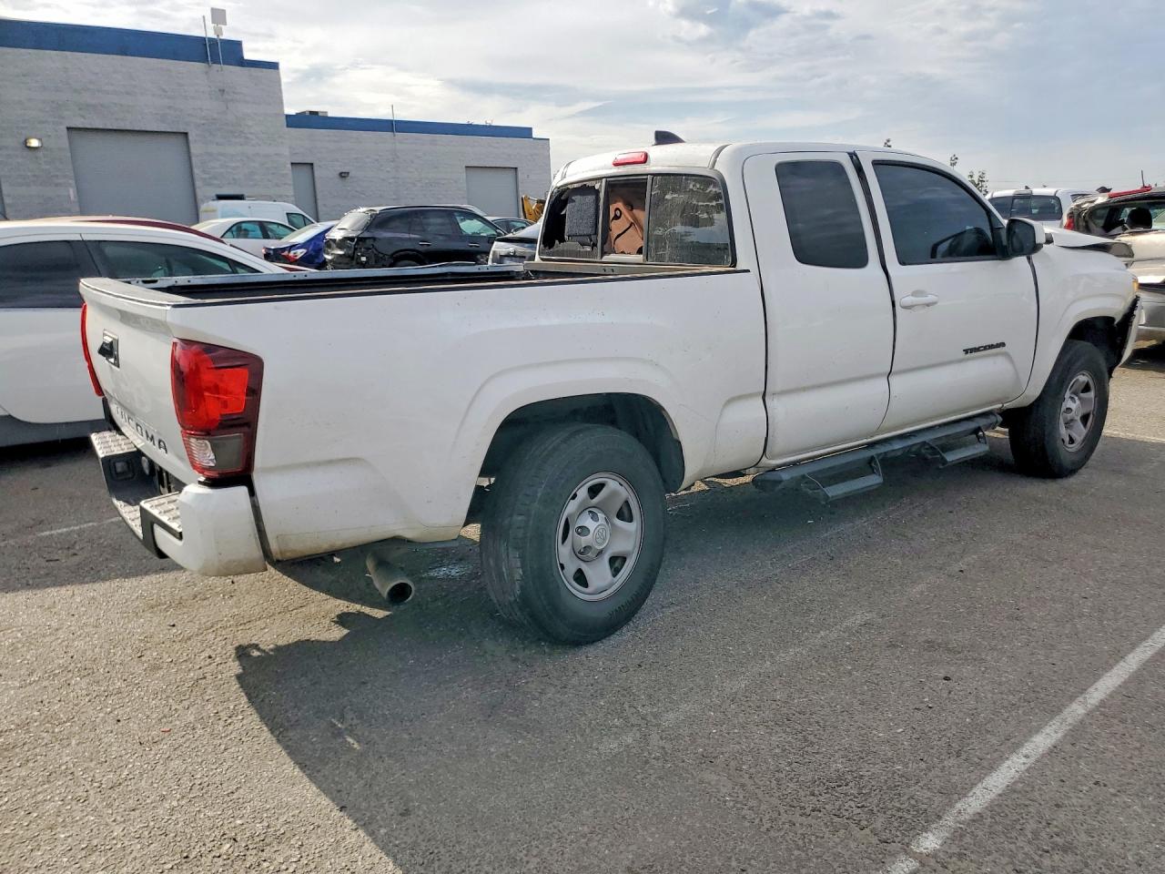 2022 TOYOTA TACOMA