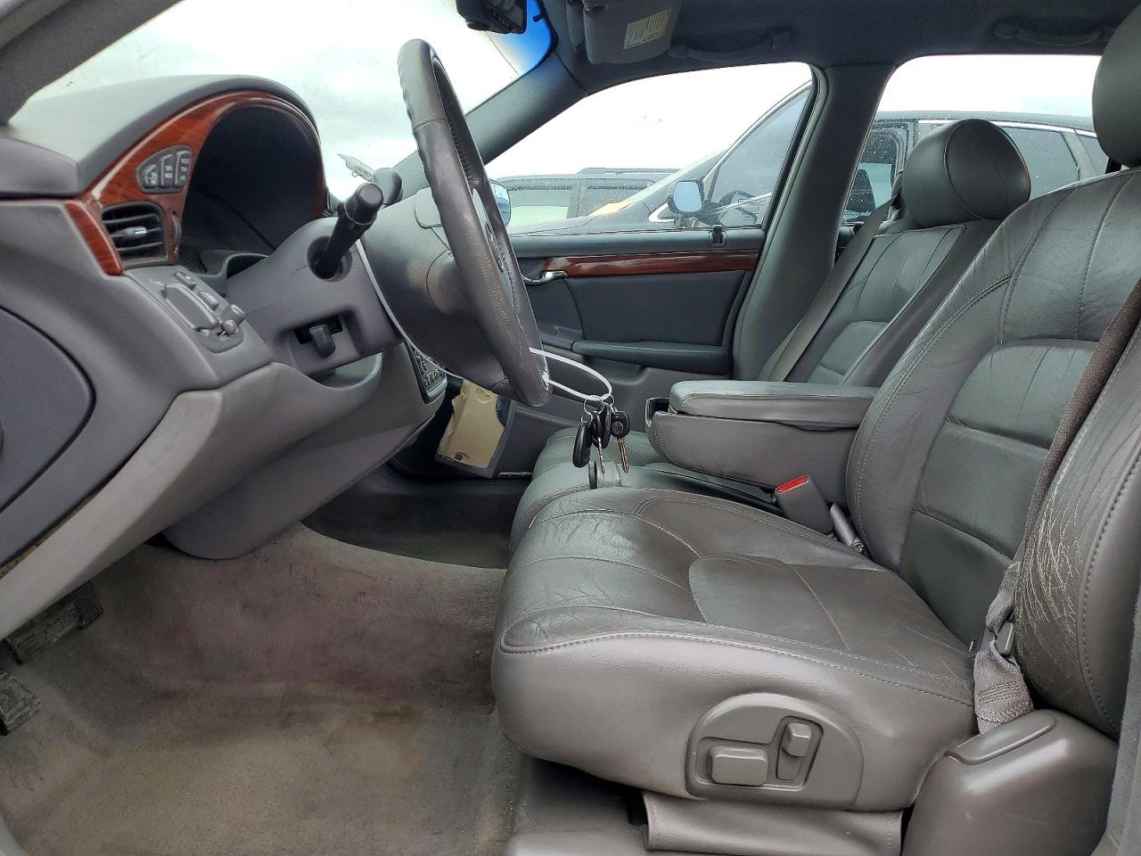2005 CADILLAC DEVILLE