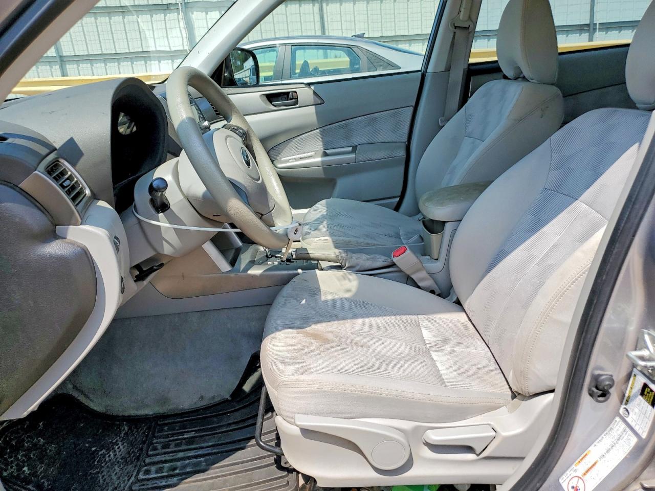 2010 SUBARU FORESTER