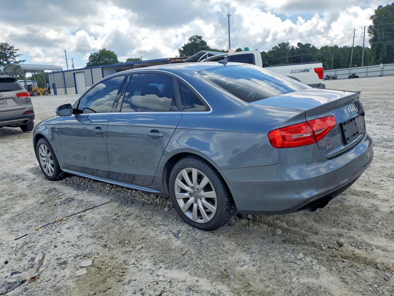 2015 AUDI A4