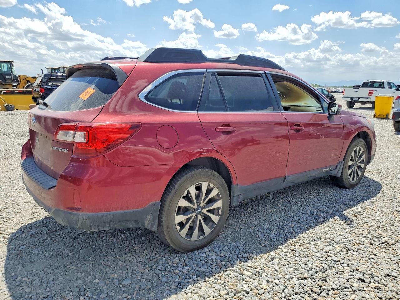 2015 SUBARU OUTBACK