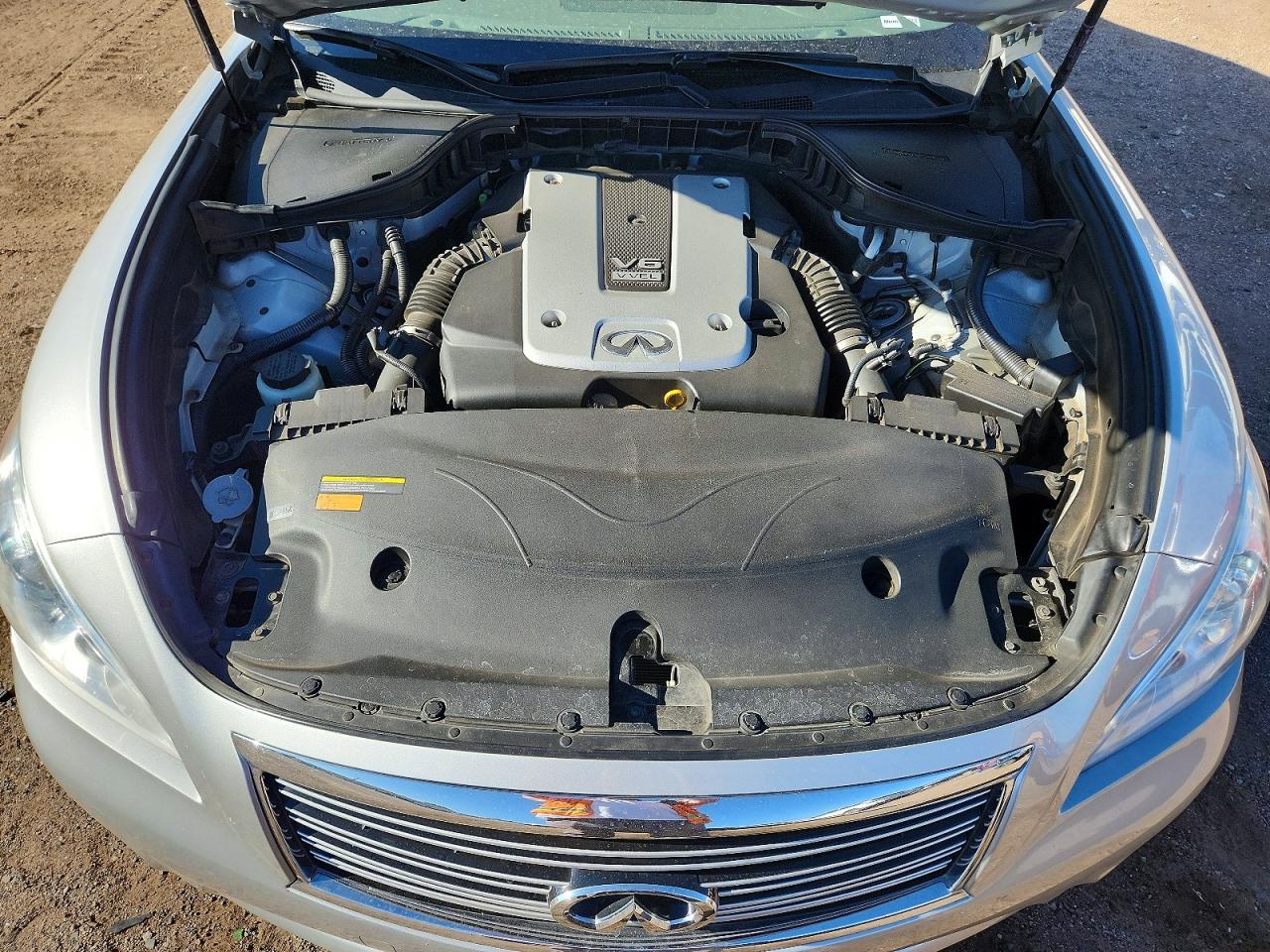 2013 INFINITI M37