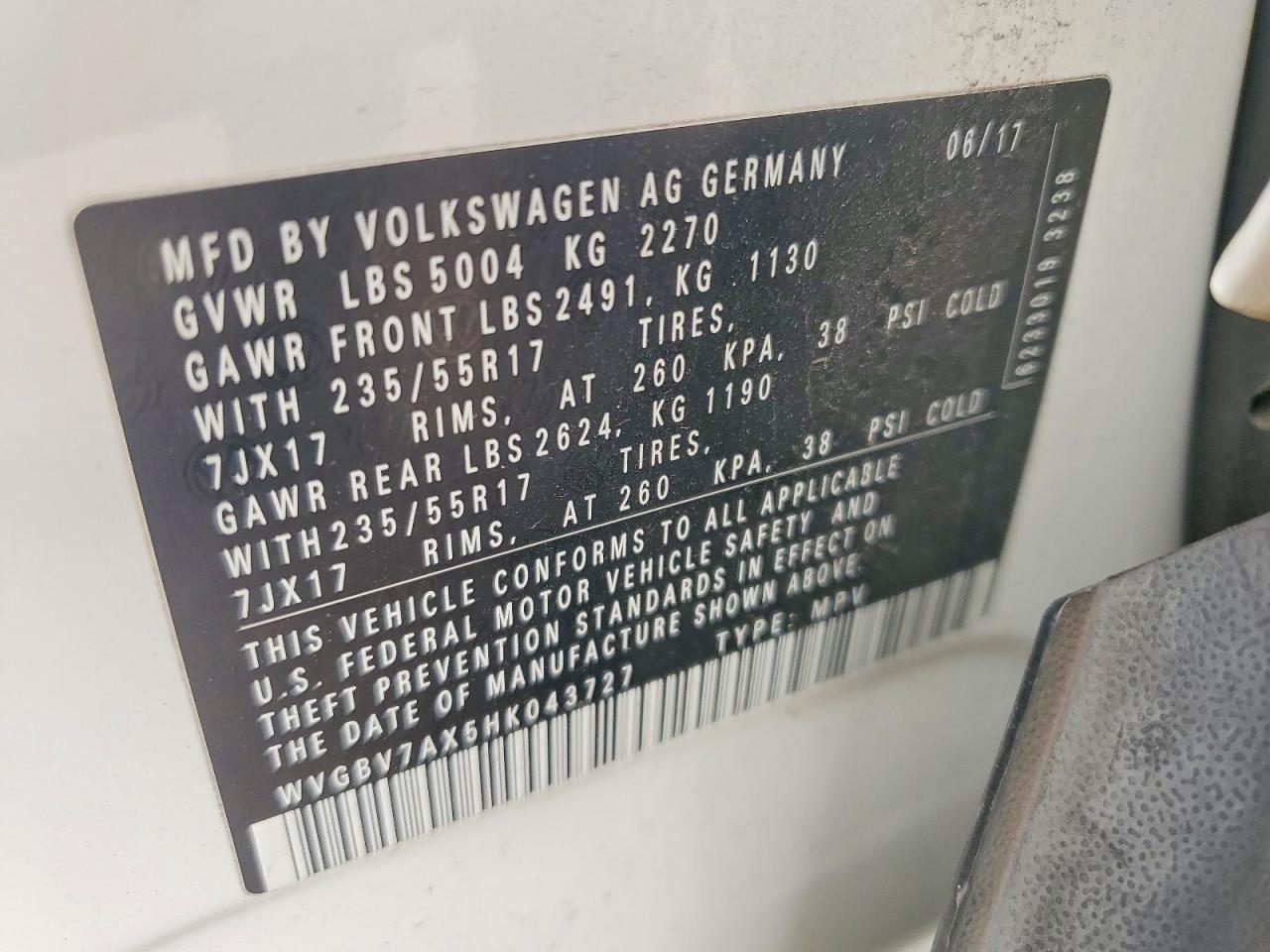 2017 VOLKSWAGEN TIGUAN