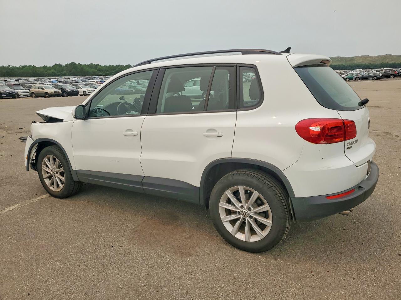 2017 VOLKSWAGEN TIGUAN