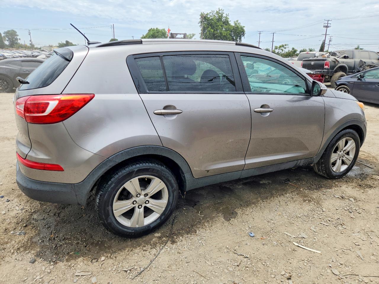 2011 KIA SPORTAGE