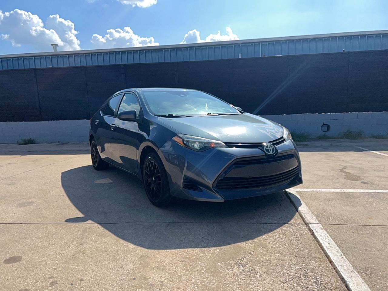 2017 TOYOTA COROLLA