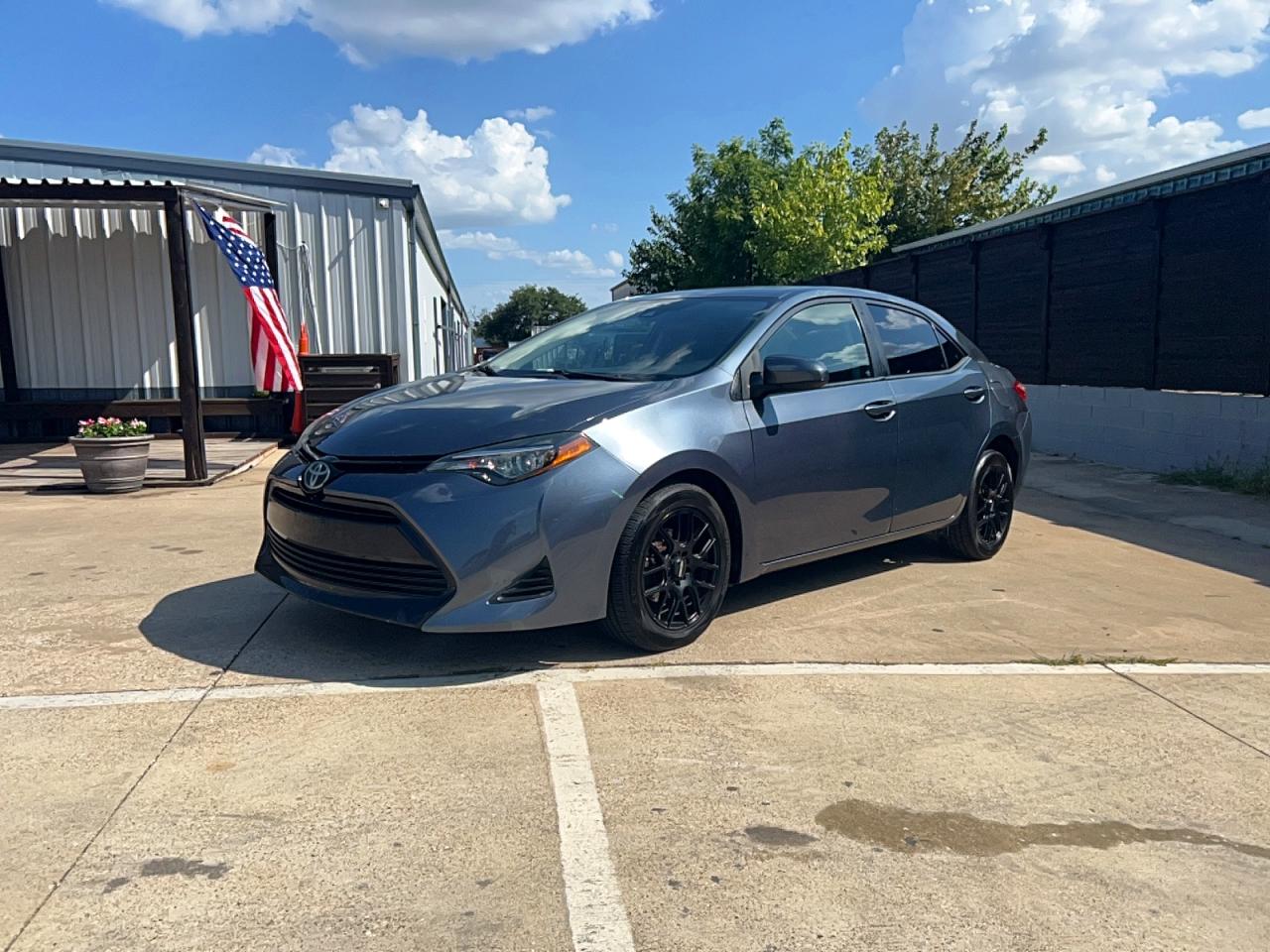 2017 TOYOTA COROLLA