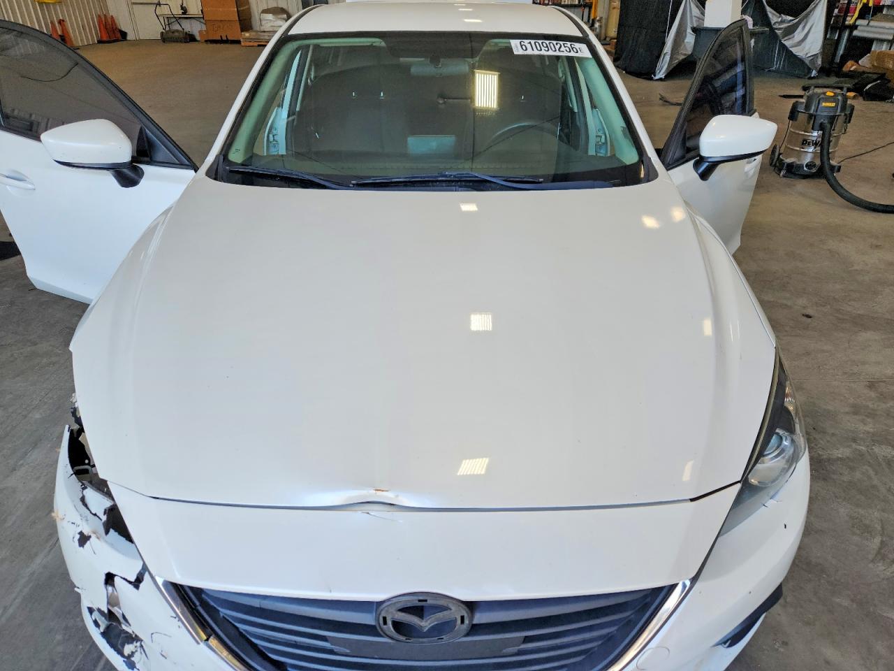 2016 MAZDA 3
